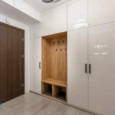 Bluesky - Karkonoska 13, Z Widokiem Na Gory, Blisko Szlakow I Wyciagow, W Zielonej Okolicy Apartmán