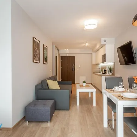 Apartmán Bluesky - Karkonoska 13, Z Widokiem Na Gory, Blisko Szlakow I Wyciagow, W Zielonej Okolicy Karpacz