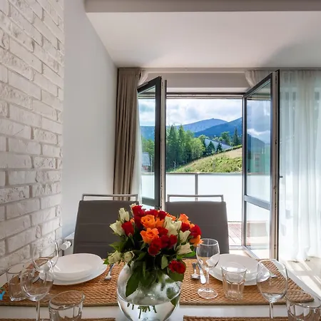 Bluesky - Karkonoska, Balkon, Widok Na Gory, Blisko Swiatyni Wang, Arena I Szlakow Na Sniezke, Spokojna Okolica * Karpacz