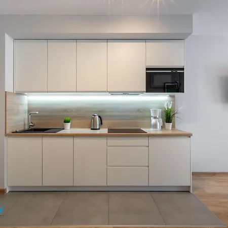 Bluesky - Karkonoska 13, Z Widokiem Na Gory, Blisko Szlakow I Wyciagow, W Zielonej Okolicy Apartmán