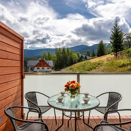 Bluesky - Karkonoska 13, Z Widokiem Na Gory, Blisko Szlakow I Wyciagow, W Zielonej Okolicy Apartmán *