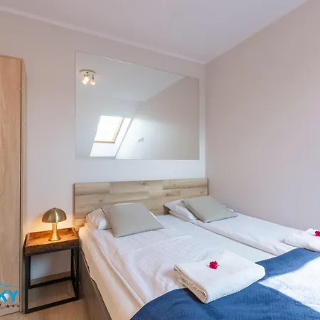 Bluesky - Karkonoska 13, Z Widokiem Na Gory, Blisko Szlakow I Wyciagow, W Zielonej Okolicy Apartmán